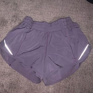 Lulu Lemon Hotty Hot shorts